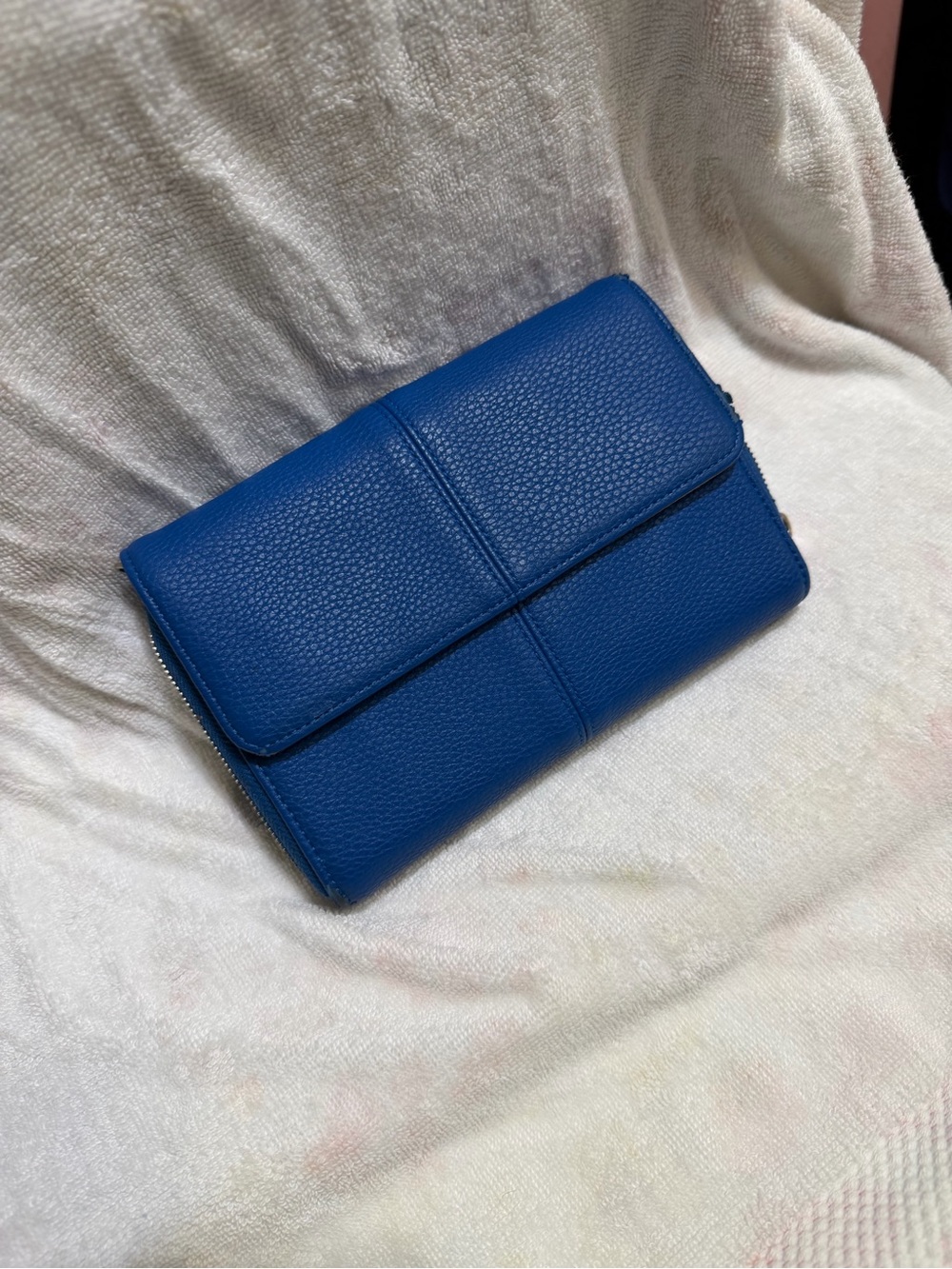 Pebbled Blue Wallet Clutch crossbody